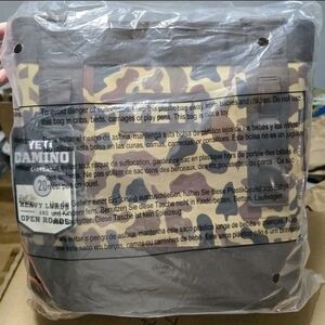 Yeti Camino 20 Carryall Utility Tote – Wetlands CAMO  NWT